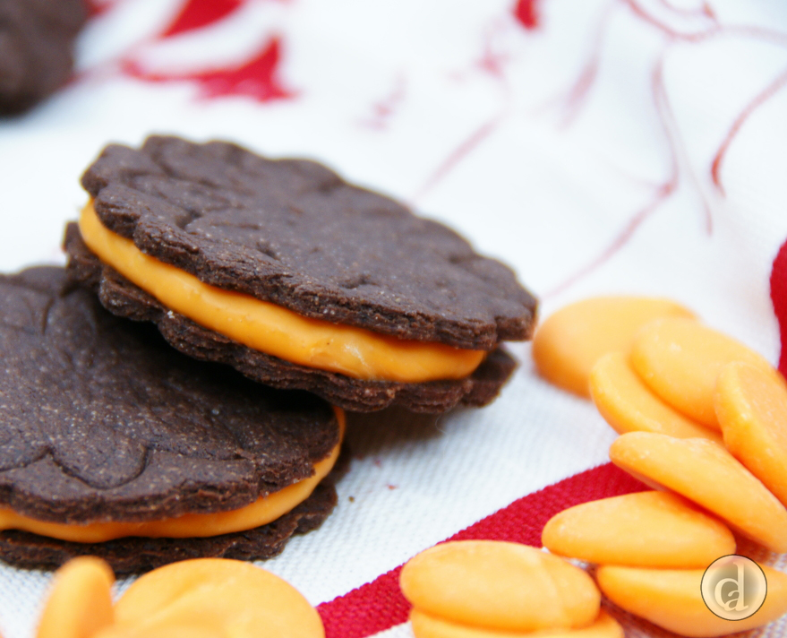 Orange chocolate with apple popping candy Ozzie-Os