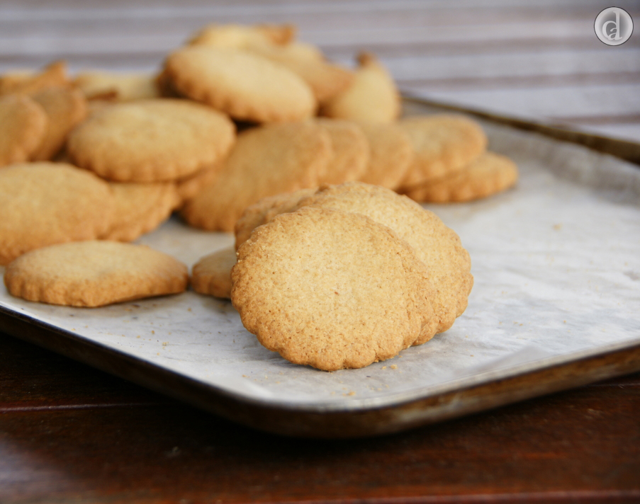 Fantastic for decorating, using as a slice or cheesecake base