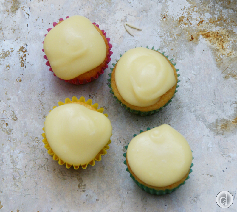 Beautifully flavoured Simple Orange Icing