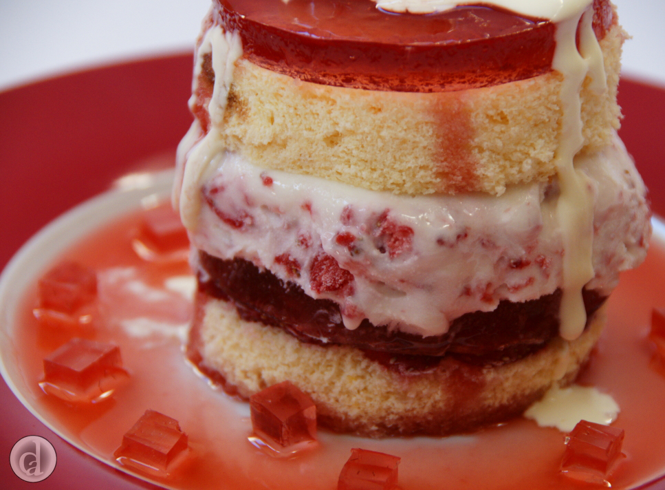 Strawberries & Cream strawbs300011