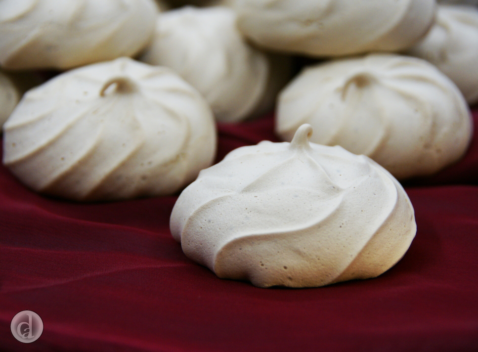 Coffee & caramel flavoured aquafaba meringues