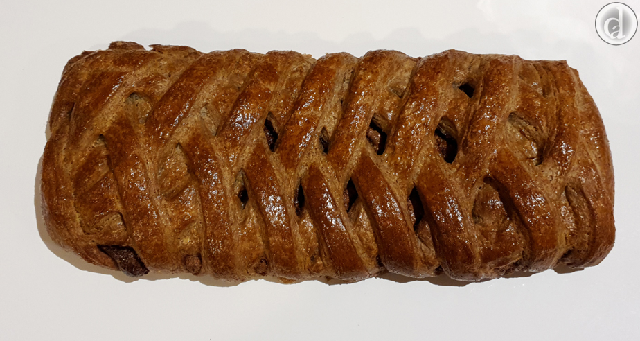 Makes delicious yeasted pastry