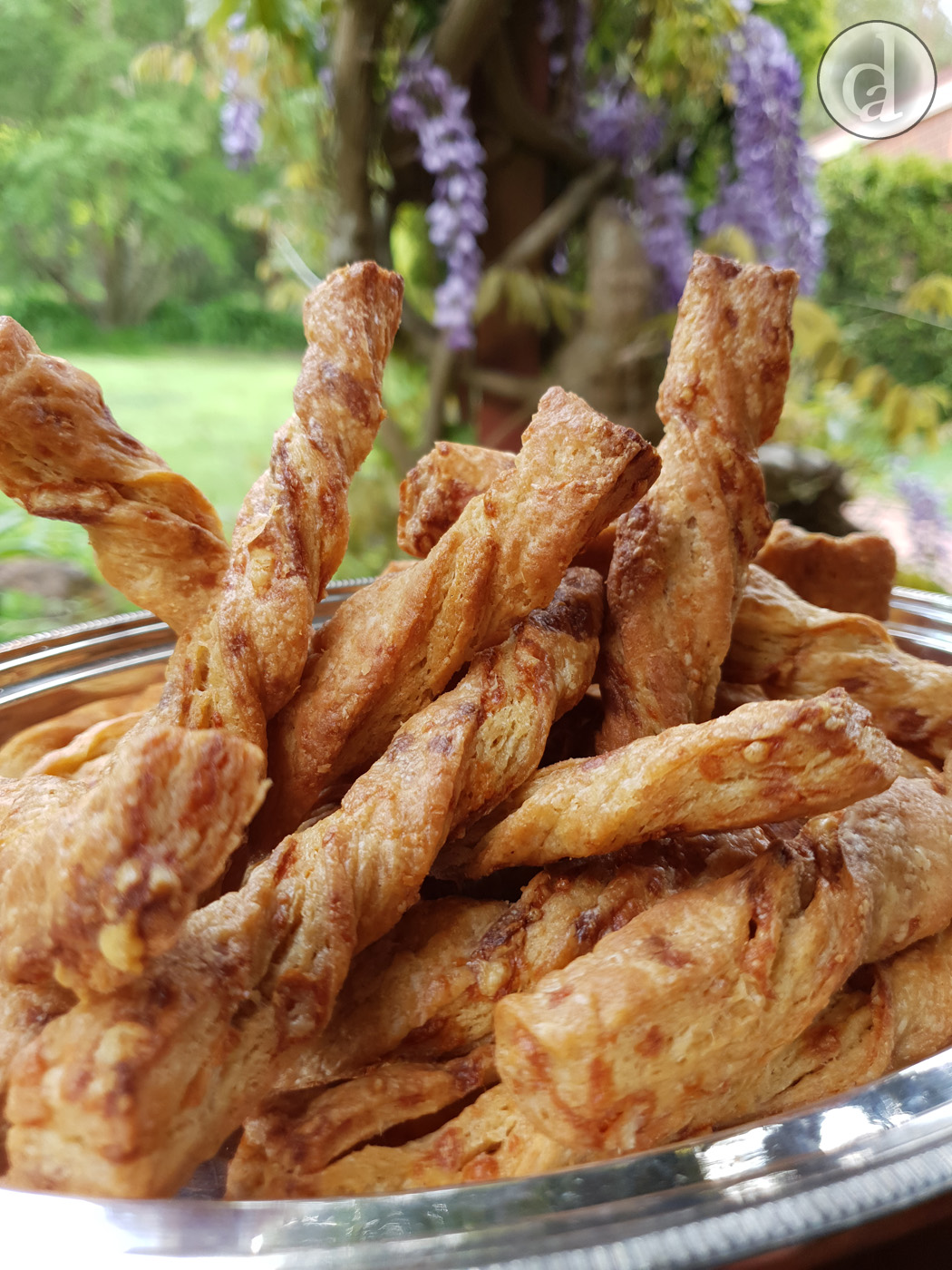 I dare you to share these cheese sticks :)